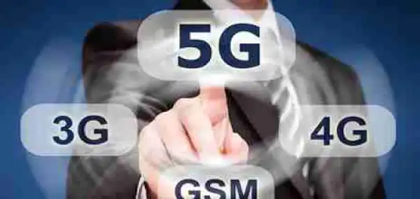 Motorola Announces First 5G Smartphone